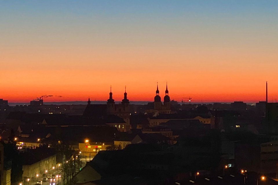 Východ slnka nad Trnavou l Foto: red.