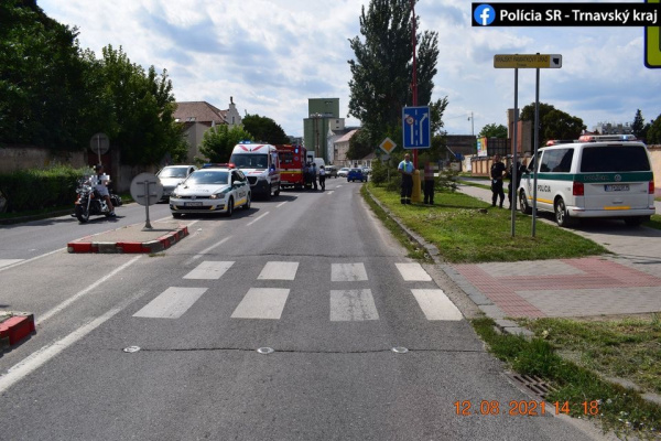 Vlaňajšia nehoda v Trnave na Rybníkovej (Foto - KRPZ Trnava)