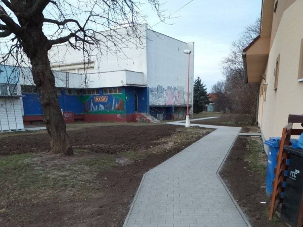 Nový chodník. l Zdroj: Divadlo DISK 