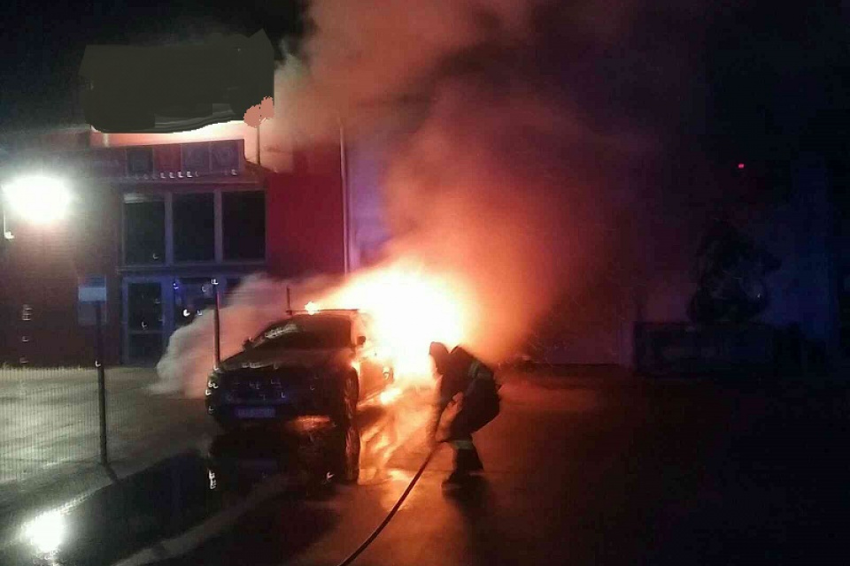 Hasiči pri zásahu. l Zdroj: TS