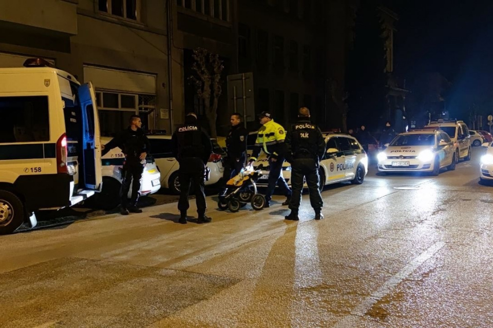Záchrana migrantov. | Foto: KRPZ Trnava, Fb