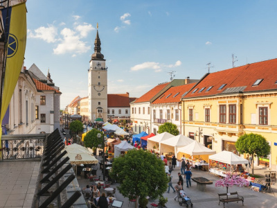 Podujatie Májový kvet v centre Trnavy. | Zdroj: Región Trnava