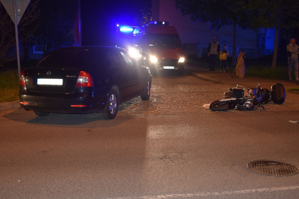 Nehoda motocyklistu v Trnave. l Zdroj: TS