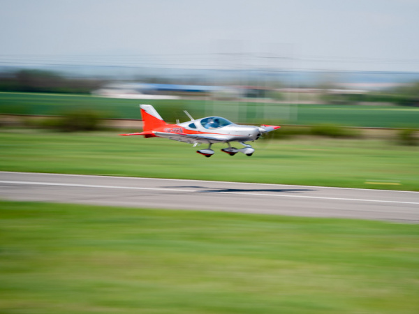 Festival začal v piatok na letisku v Piešťanoch. | Foto: Dominik Mičuda