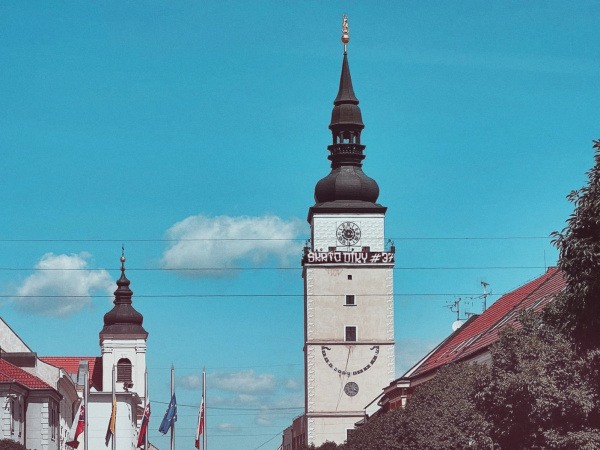 Škrťo díky na mestskej veži. | Foto: red.