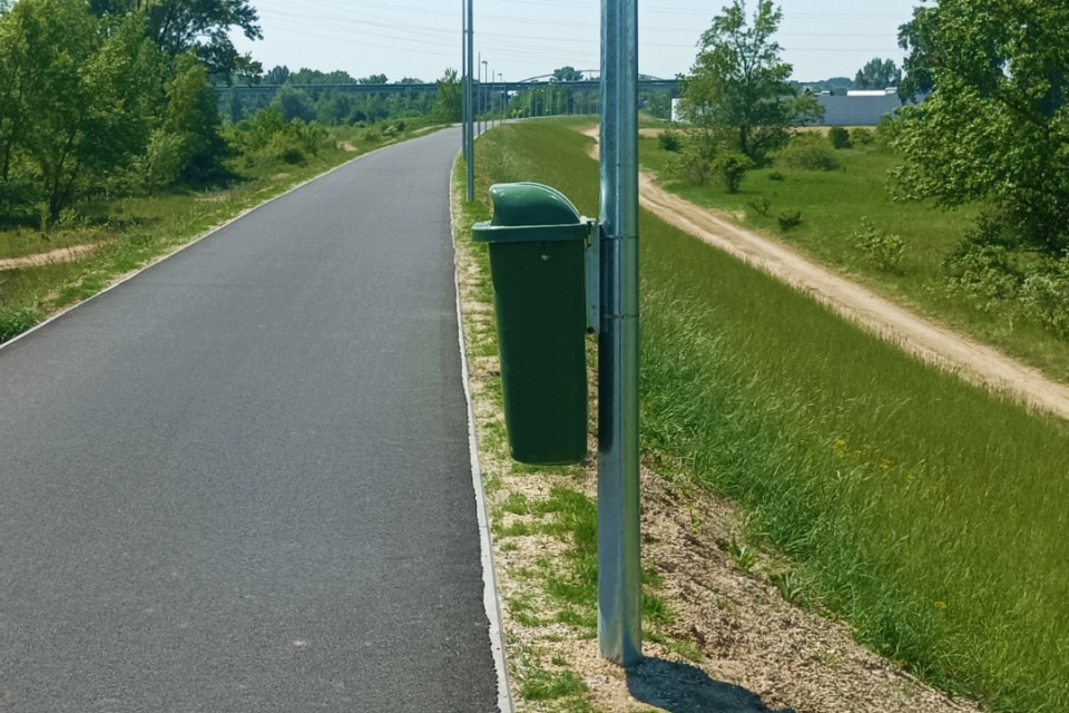 Koše na cyklotrase