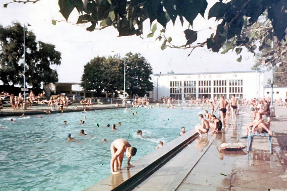 Piešťanské kúpalisko Eva v 70. rokoch. l Zdroj: FB Piešťany - History