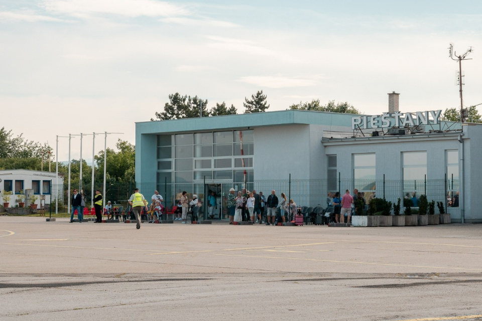 Letisko má zmodernizovanú odletovú halu. l Zdroj: TTSK