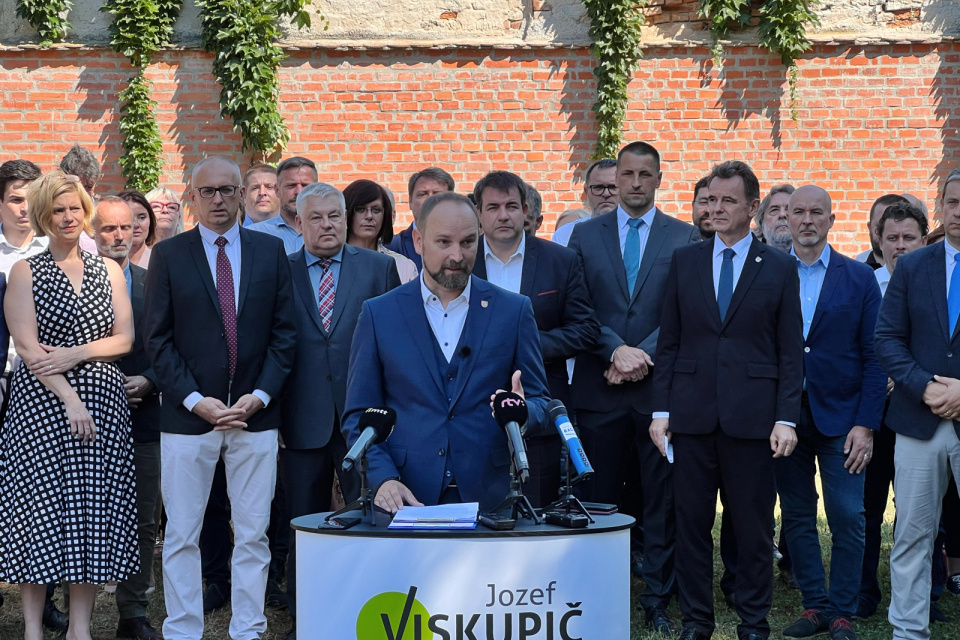 Jozef Viskupič kandiduje na post predsedu TTSK. | Foto: red.
