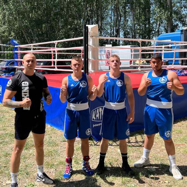 Medailisti z turnaja v obci Neded | Zdroj: Fb, Ľubomír Jakubec