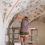 Obnova nástenných malieb v meštianskom dome v Skalici