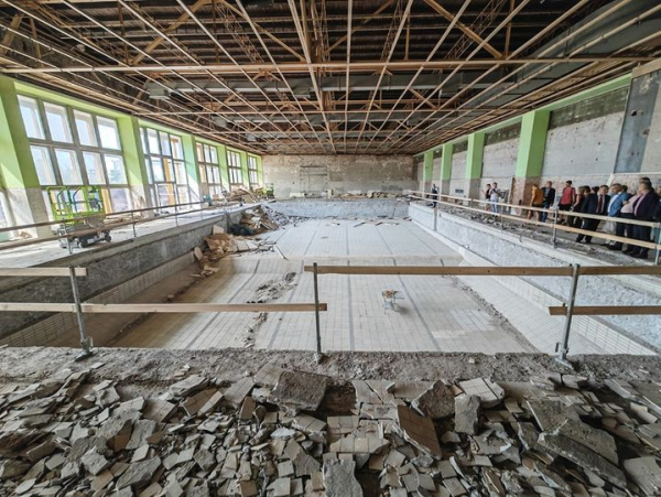 Začiatok opravy plavárne v Trnave l Foto Peter Bročka