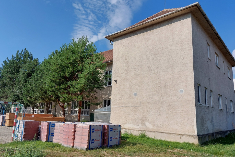 Začína sa prerábka strechy. l Zdroj: Mesto Hlohovec