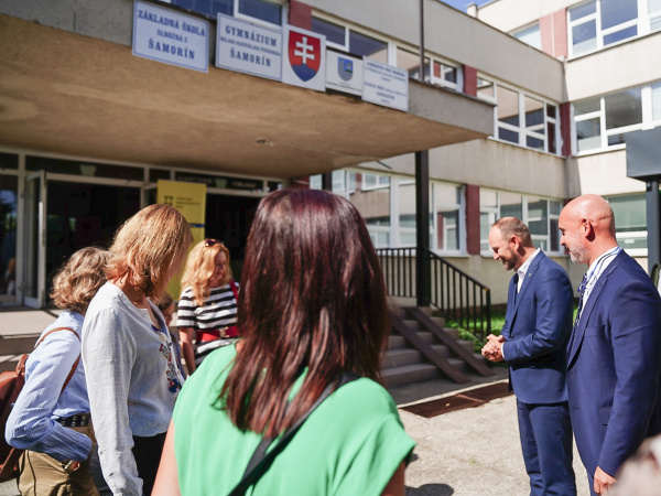 Otvorenie školy/ Zdroj: TTSK