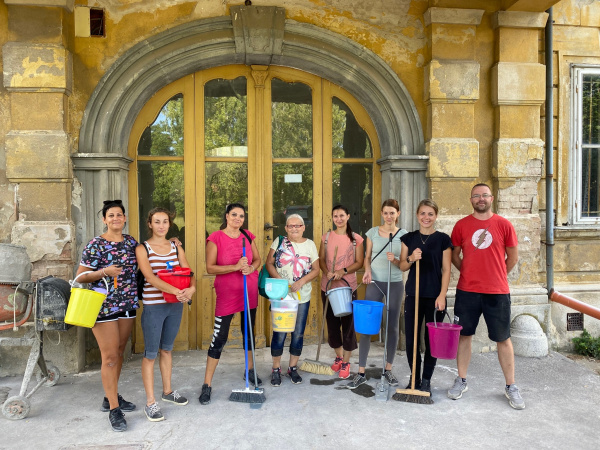 Brigádnici dnes pomáhali v nových priestoroch MŠ