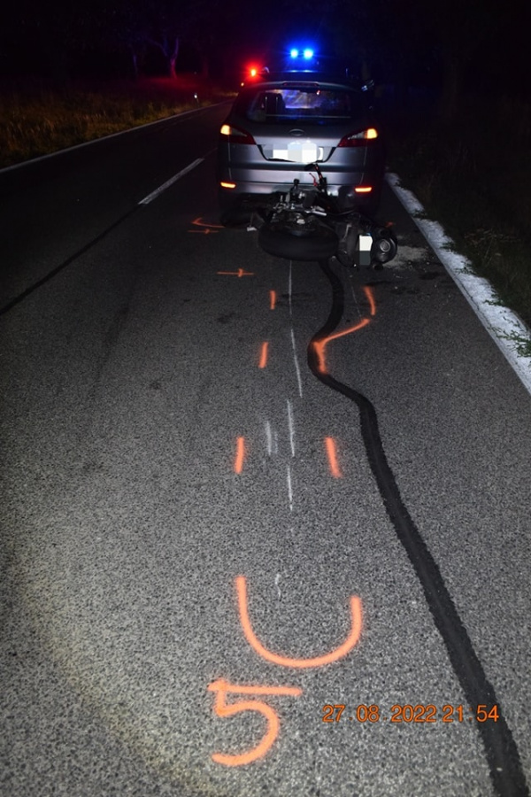 Nehoda na Záhorí má jednu obeť | Foto: KRPZ Trnava, fb