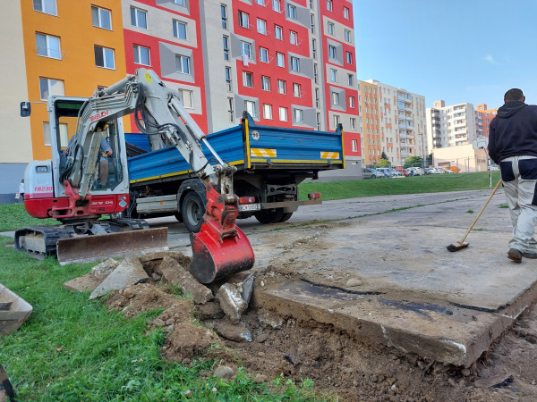 Revitalizácia vnútrobloku Michalská - Podzámska v Hlohovci