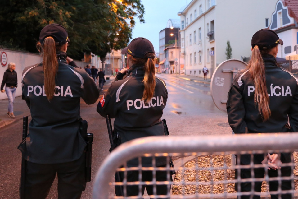 Polícia sa pripravuje na fanúšikov | Zdroj: KR PZ TT