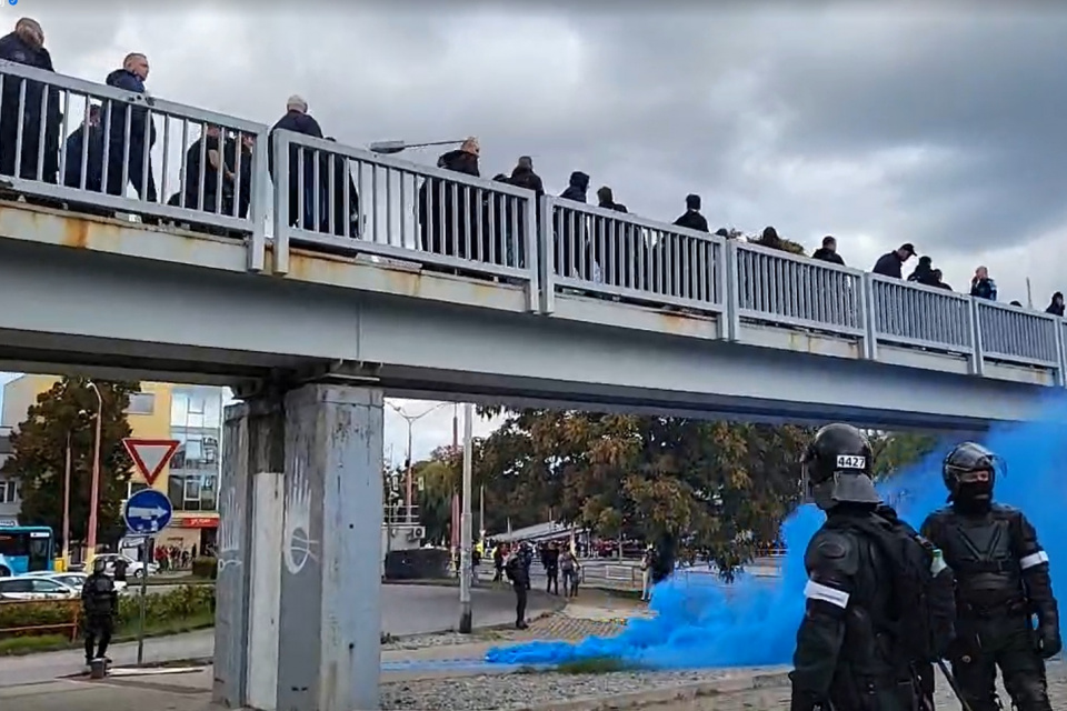 Príchod fanúšikov Slovana | Reprofoto: KRPZ, fb