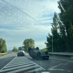 Nehoda v smere z Piešťan na Trebatice. | Zdroj: red.
