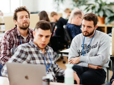 Takto vyzerala atmosféra na prvom trnavskom hackathone. l Foto: Trnavský cech