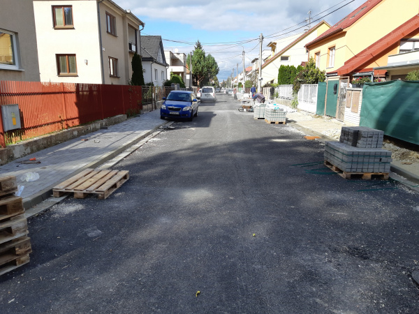 Oprava chodníkov na ulici Kupeckého v Piešťanoch | Foto: Mesto Piešťany
