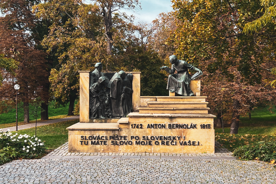 Pamätník Antona Bernoláka v Trnave v súčasnosti. | Foto: Pavol Holý, Trnavské rádio