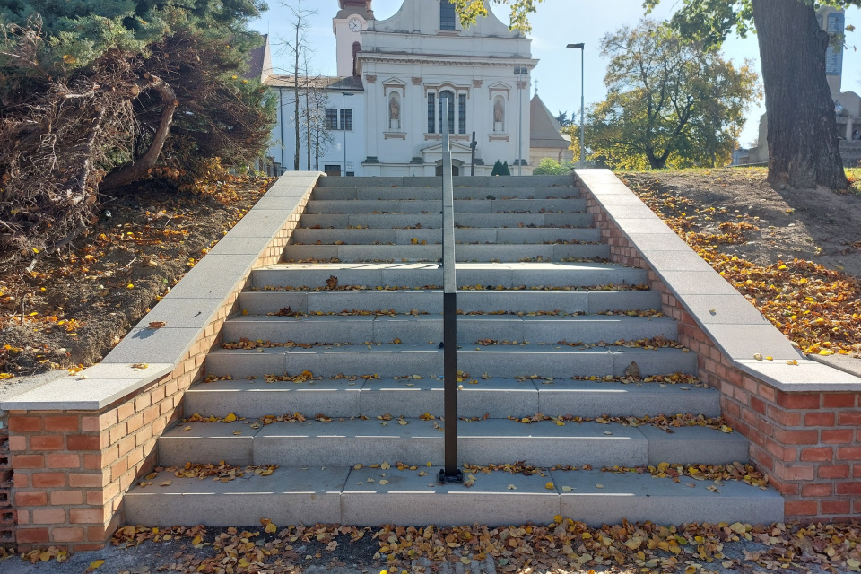 Nové schody na Fraštáckom námestí v Hlohovci | Foto: Mesto Hlohovec