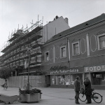 Celkový pohľad na historické centrum Trnavy, ktoré je  v rekonštrukcii v novembri 1987. | Zdroj: ČSTK / TASR