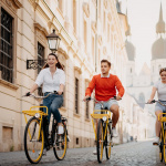 Stredoškoláci si môžu prenajať svoj žltý bicykel | Zdroj: Mesto Trnava