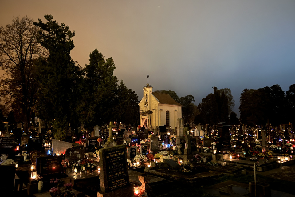 Cintorín na Ulici T. Vansovej v Trnave