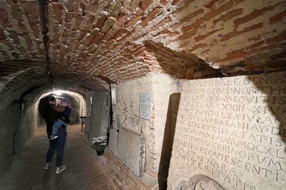 Krypta pod Františkánskym kostolom (sv. Jakuba) v Trnave. | Foto: red