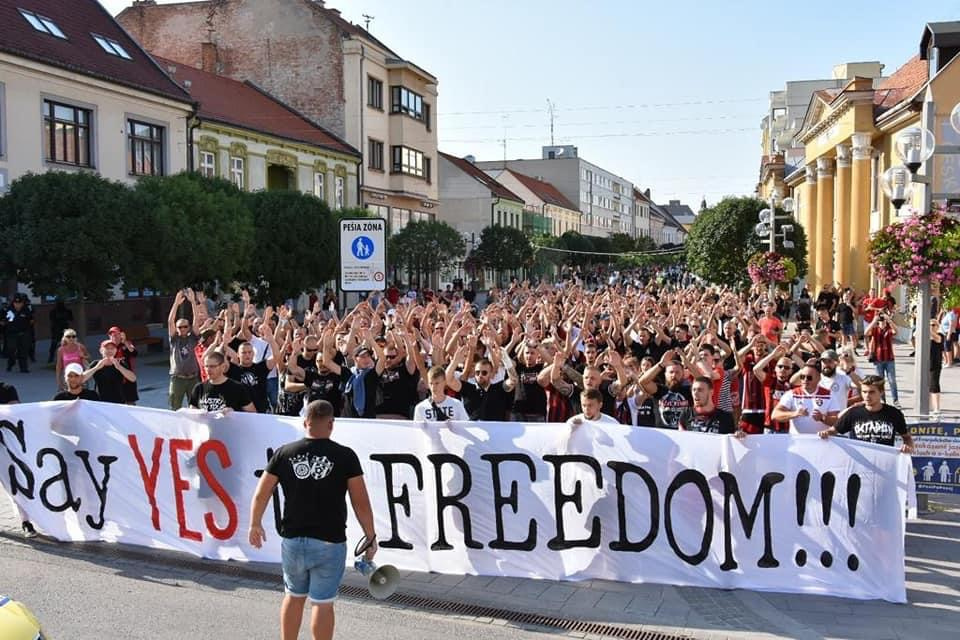 Pochod fanúšikov Trnavou | Foto: FB Ultras Spartak Trnava