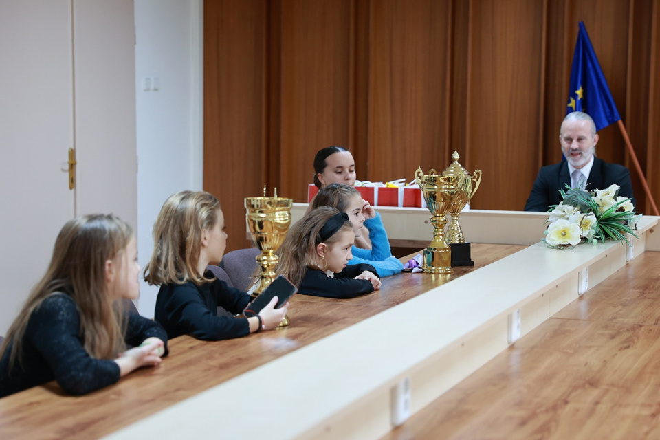 Ocenené malé gymnastky | Zdroj: Mesto Galanta