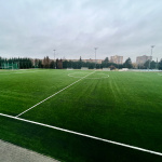 Takto vyzerá nové ihrisko s umelou trávou. | Zdroj: TS