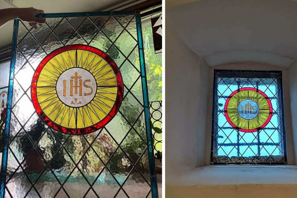 Pribudlo 15 obnovených vitráží | Zdroj: Obec Dechtice