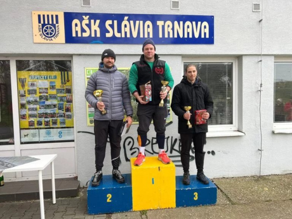 Marcel Lomnický na prvom mieste v hore bremenom v Trnave | Foto: Slovenský atletický zväz