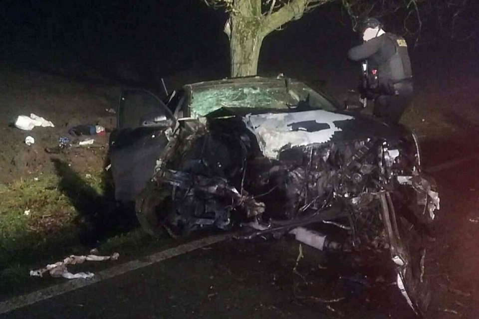 Auto o nehode v okrese Galanta | Zdroj: TS HaZZ