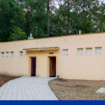 Verejné toalety v amfiteátri zámockej záhrady | Zdroj: FB Mesto Hlohovec