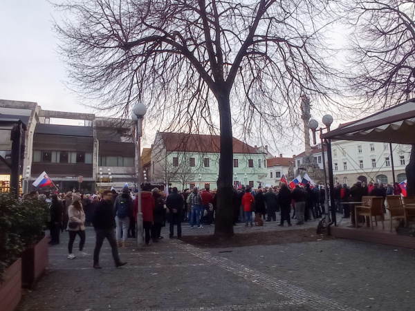 Pochod za mier v Trnave. | Zdroj: red.