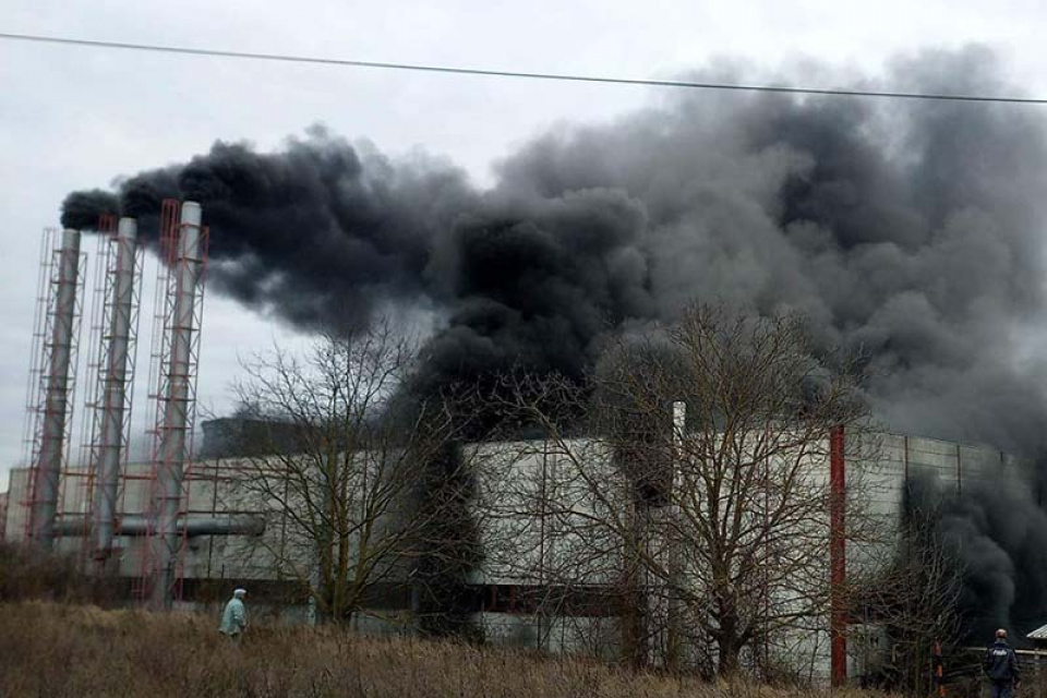 Požiar vo Vrbovom. | Foto: Vrbové Online