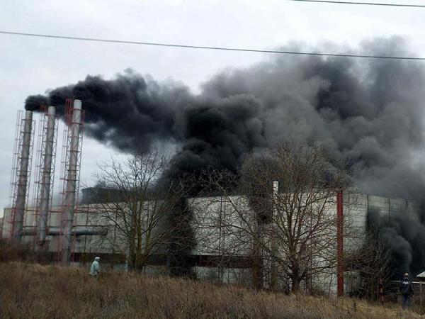 Požiar vo Vrbovom. | Foto: Vrbové Online