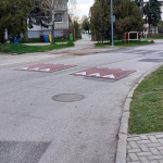 V Modranke pribudli spomaľovače. | Zdroj: Juraj Šarmír