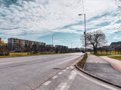 Hlboká ulica v Trnave v sobotu s dopravnými obmedzeniami. | Zdroj: GSV