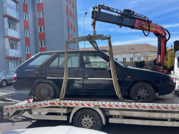 Odstraňovanie prebehlo v dvoch lokalitách | Zdroj: Mesto Hlohovec