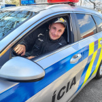 Novinku si otestoval príslušník obvodného oddelenia polície v Cíferi, Miloš. | Foto: Polícia Trnava, fb