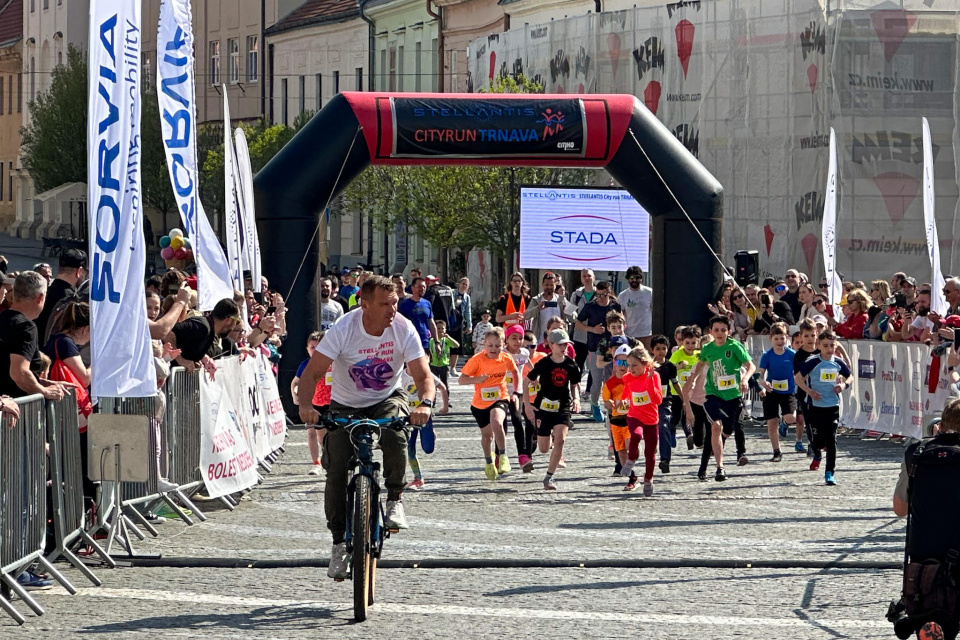 V úvode si zmerali sily najmladší. | Foto: Trnavské rádio