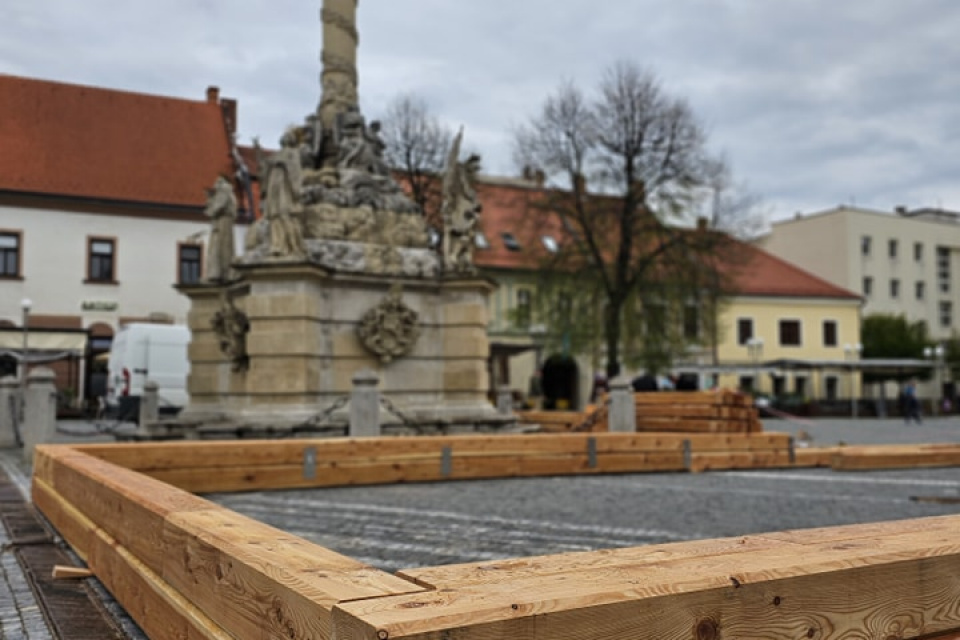 Kvetinový záhon bude tento rok väčší. | Zdroj: Fb Peter Bročka