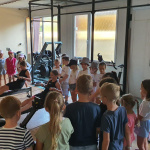 Zimné prípravy v posilňovni na veslárskych trenažéroch | Zdroj: FB VK Šintava