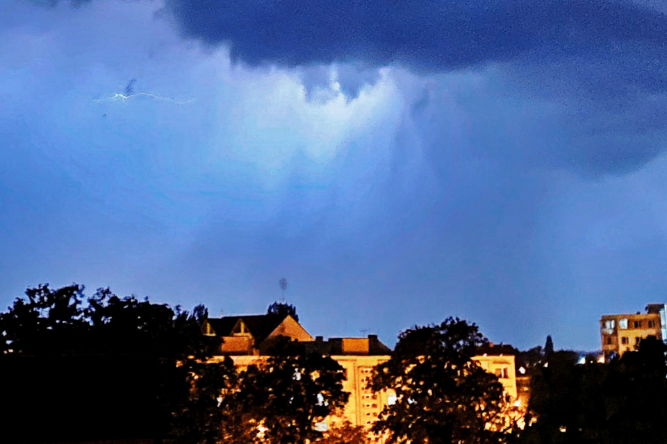 Búrka nad Trnavou (ilustračné foto). | Foto: red.